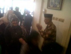 Meski Hujan Deras Ribuan Warga Jogja Masih Berdatangan Melayat Gusti Joyo