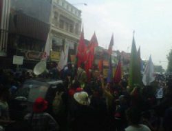 May Day 2014, Malioboro Padat Merayap