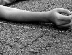 Ada Bagian Tubuh Wanita Menempel di Lokomotif Kereta Api Logawa
