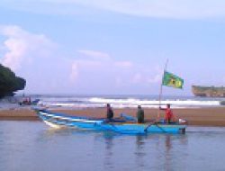 Bersatatus Waspada Tsunami, Nelayan Pantai Selatan Tetap Melaut