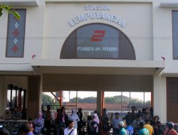 Pedagang Asongan Dilarang Berjualan di Stasiun Lempuyangan