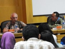“Tan Malaka, Orang yang Hilang dari Sejarah”