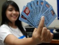 Pembuatan E-KTP Mandiri Terkendala Blangko dari Kementrian