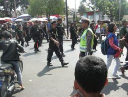 Relawan Kemanusiaan Pareanom Ikuti Parade Alutsista TNI