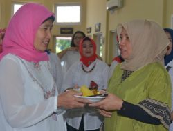 Ultah Ketua Jalasenastri Cab. BS AAL â€˜Dikadoâ€™ Wakil Baru