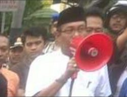 Wali Kota Yogyakarta  Tandatangani Petisi Tolak Kenaikan Harga BBM