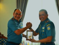 Panglima Koarmatim Kunjungi AAL