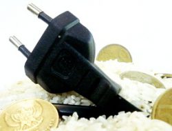 Listrik Naik Lagi, Pemerintah Disebut Keblinger