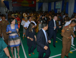 Gubernur dan Taruna AAL Goyang Famire di Italia