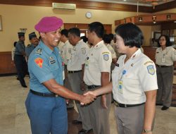 18 PNS Jajaran AAL Naik Pangkat