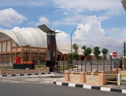 Blok C2 XT Square Akan Dijadikan Zona Pedagang Batu Mulia