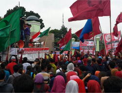 Ribuan Mahasiswa dan Elemen Rakyat Tuntut Jokowi-JK Mundur