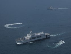 Peringati HUT Ke-72 TNI, Tiga  Kapal Perang Kolinlamil Dikerahkan