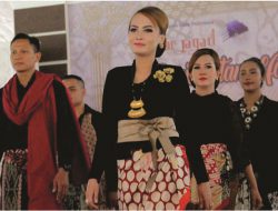 Sultan Minta Masyarakat Muliakan Batik Sebagai Tradisi