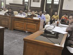 Keluarga Besar Marhaen RDPU Dengan DPRD DIY Bahas Pendidikan