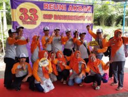 Reuni Akbar 33 Tahun, Alumni SMP Bangunkerto Bantu Rekan Kurang Mampu