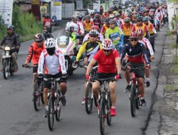 Tingkatkan Sinergitas, TNI dan Polri  Sepeda Gembira Bersama