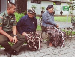 Jaga Keamanan dan Kenyamanan Kraton Babinsa dan Abdi Dalem Bersinergi