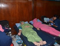 Seratusan Pendonor dari Lima Komponen Organisasi Wanita Sumbangkan Darah