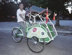 Solusi Larangan Bentor, Becak Listrik Android Dikembangkan