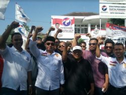 Dana Operasional Partai Diduga Mengendap, Kader Perindo Aksi di Kantor DPW