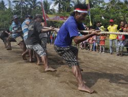 Peringati HUT RI, Dusun Pokoh Gelar Pertandingan Tarik Tambang Berhadiah Kambing dari Dandim