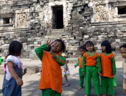 Tanamkan Cinta Budaya, Siswa SPS An Nurumi Belajar di Candi Sari