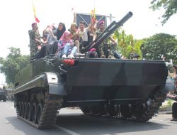 Lanal Yogyakarta Ikuti Gelar Kekuatan TNI Pada Upacara Peringatan HUT TNI Ke-73