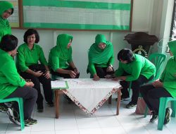 Anggota Persit Kodim Yogyakarta Penderita Cacat dan Sakit Berat Terima Bantuan