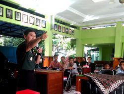 Bentengi Pemuda dari Pengaruh Global, Koramil Ngampilan Beri Pembinaan Wasbang