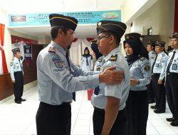 Sekolah lagi, Pangkat Naik Satu Tingkat