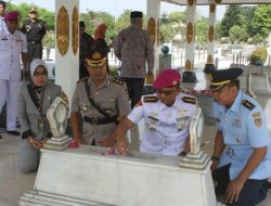 Danlanal Yogyakarta Pimpin Peringatan Serbuan Kotabaru di TMP Kusumanegara