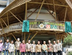 Dengan Bambu, Fakultas Kehutanan Bangun Student Co Working Space
