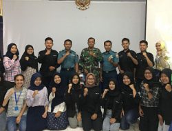 Persiapkan Studi Biota Laut di Perairan Minahasa, Mahasiswa UGM Diberi Pembekalan Lanal Yogyakarta