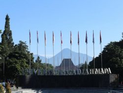 UGM Kampus Terbaik Berbasis Pengabdian Masyarakat Terbaik Versi Kemenristekdikti