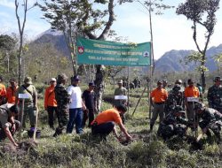 Prajurit Kodim Sleman Hijaukan Kembali Lereng Merapi
