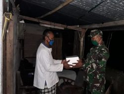 Kodim Sleman Bagikan Makan Sahur Untuk Warga