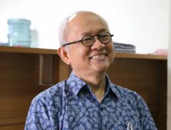 Minum dan Mandi Air Panas Tidak Bisa Bunuh Covid-19