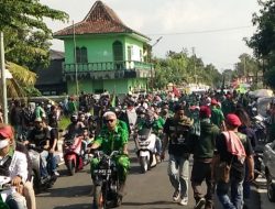 Serahkan Daftar Pengurus Baru, Ratusan Kader PPP Sleman Datangi KPU