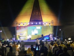 Bapaslon Muslimatun- Amin Deklarasi di Pelataran Monjali