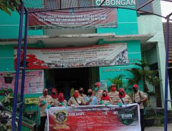 Bagi Masker dan Edukasi Protokoler Kesehatan Menjadi Misi AKBM DIY di Pasar Cebongan