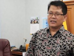 Teliti Melon Hantarkan Budi Daryono Raih Penghargaan Penelitian Kolaboratif Terbaik UGM
