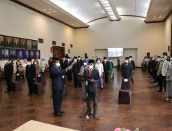 Ini 19 Dekan Baru UGM yang Baru Dilantik