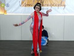 Didik Ninik Thowok Persembahkan Tari Walang Kekek dalam Acara Fall Program Visual Ethnography