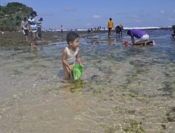 Awal Tahun 2022 Wisata Pantai di Yogyakarta Dibanjiri Wisatawan