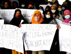 Tak Menolak, PKL Malioboro Hanya Minta Relokasi Ditunda