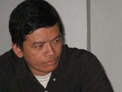 Oknum Dewan Lecehkan Wartawan Kotori  Demokrasi,  Tak Layak Dipilih Lagi