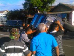 Mobil Terbalik Arus Jogja-Wonosari Tersendat