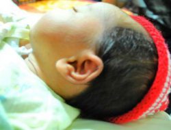 Heboh, Kedua Telinga Bayi Berumur 5 Hari ini, Berlafadz Allah