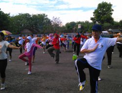 Sosialisasi Pemilu 2014, KPU “Goyang Caesar”